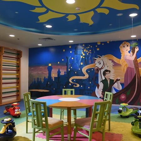 Tolip El Forsan Hotel Ismailia Exterior foto The Tangled-themed playroom at the Children's Hospital of Philadelphia