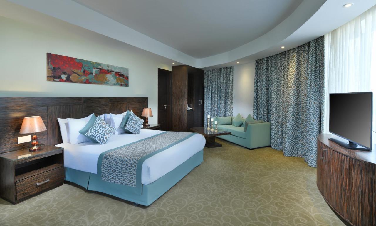 Tolip El Forsan Hotel Ismailia Exterior foto Suite