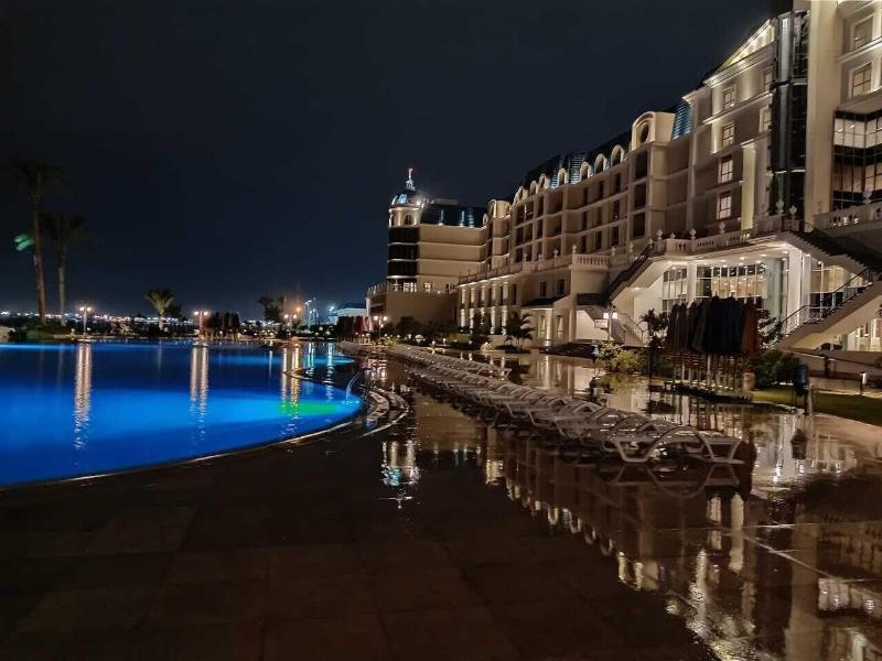 Tolip El Forsan Hotel Ismailia Exterior foto The pool at the hotel