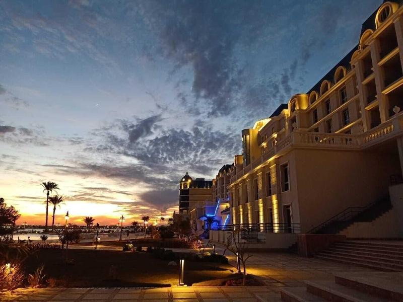 Tolip El Forsan Hotel Ismailia Exterior foto The Grand Hotel